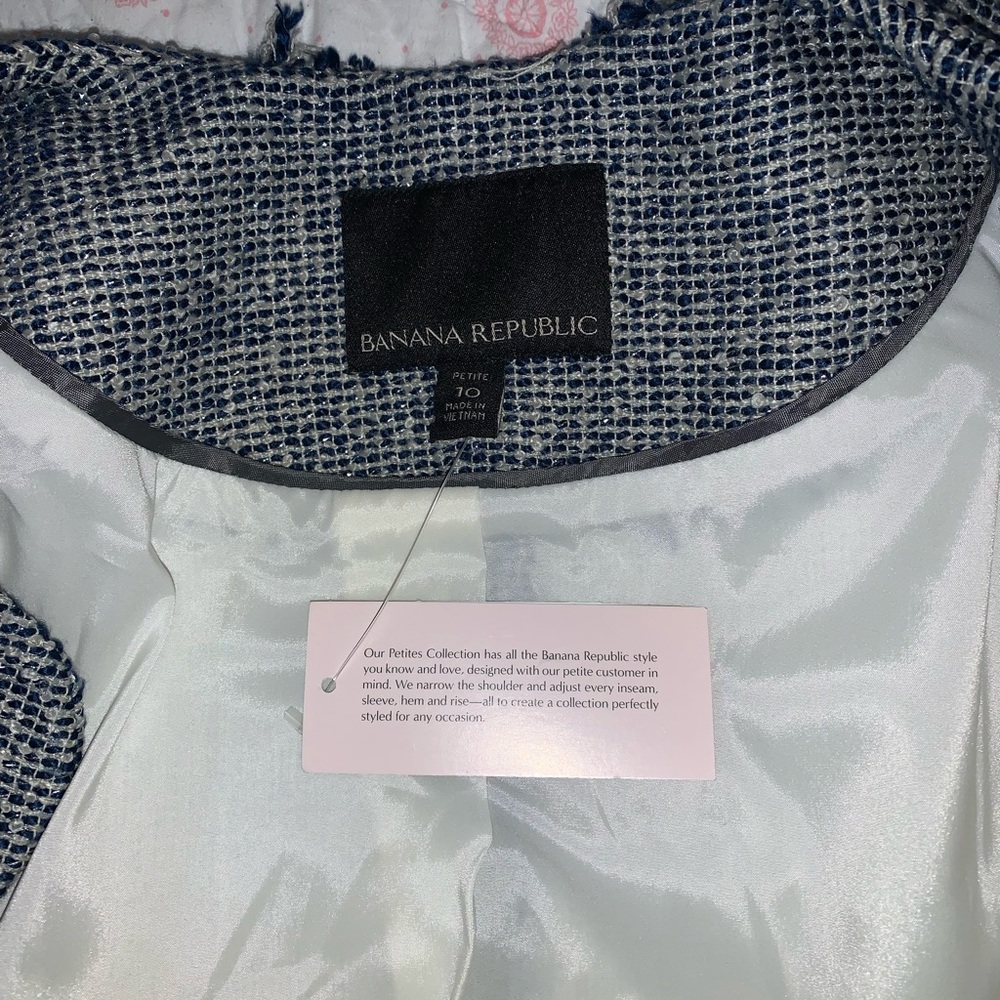 Blazer - Picture 5 of 6
